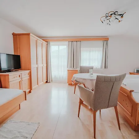 אורחן Bucherhof *